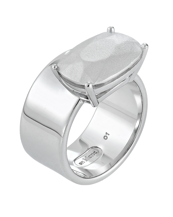 01 Ring